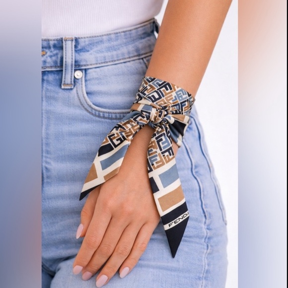 Fendi FF Silk Twilly - Picture 7 of 7